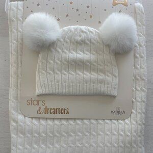 Stars and Dreamers Hat & Blanket Set‎ – Cozy & Adorable Baby Gift 🎀